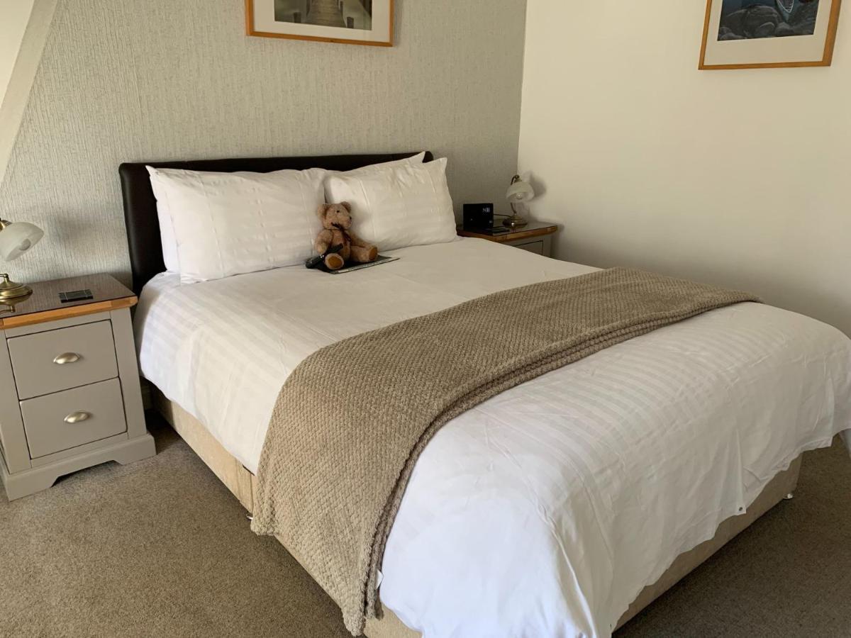 Bed and Breakfast The Middleham à Whitby Extérieur photo
