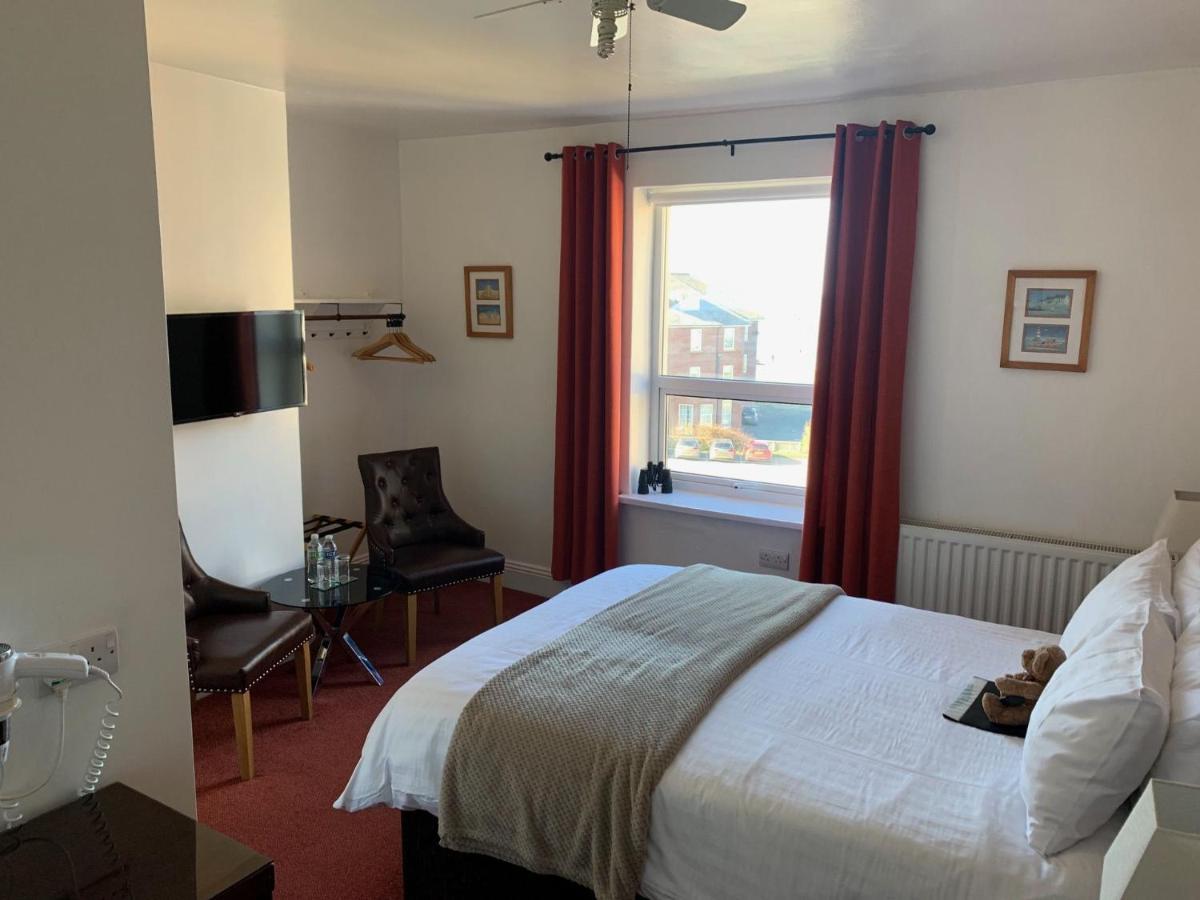 Bed and Breakfast The Middleham à Whitby Extérieur photo