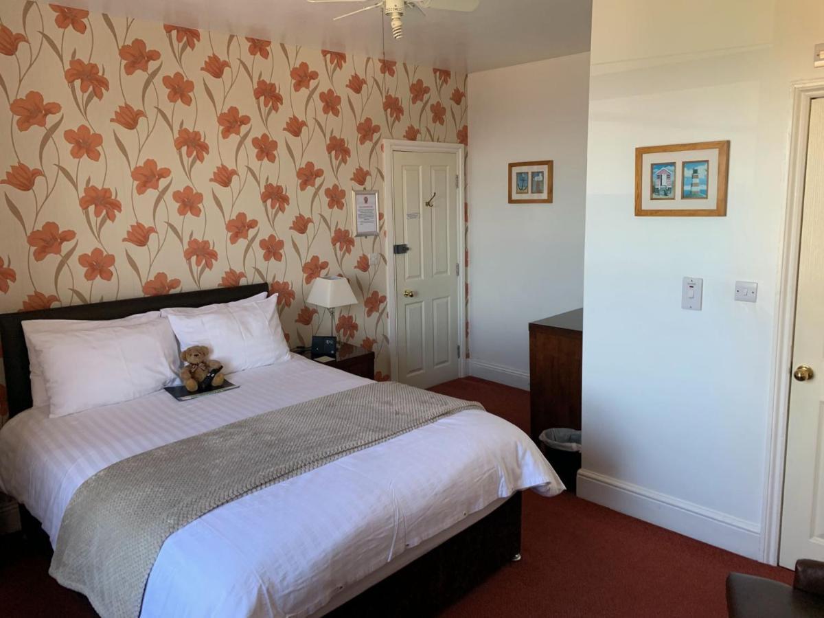 Bed and Breakfast The Middleham à Whitby Extérieur photo