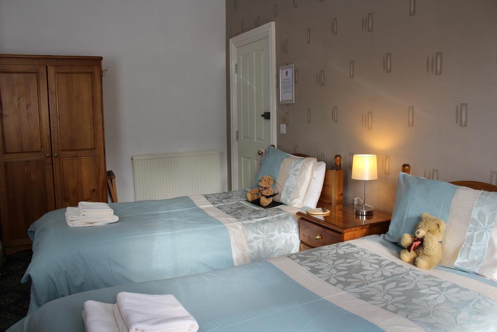 Bed and Breakfast The Middleham à Whitby Extérieur photo